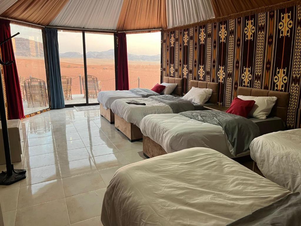 Wadi Rum Desert Adventures - Sala Familiar De Lujo