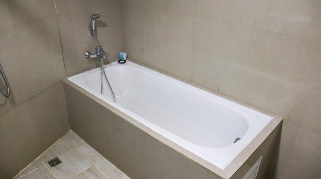 Bagno di Pakons Prime Hotel