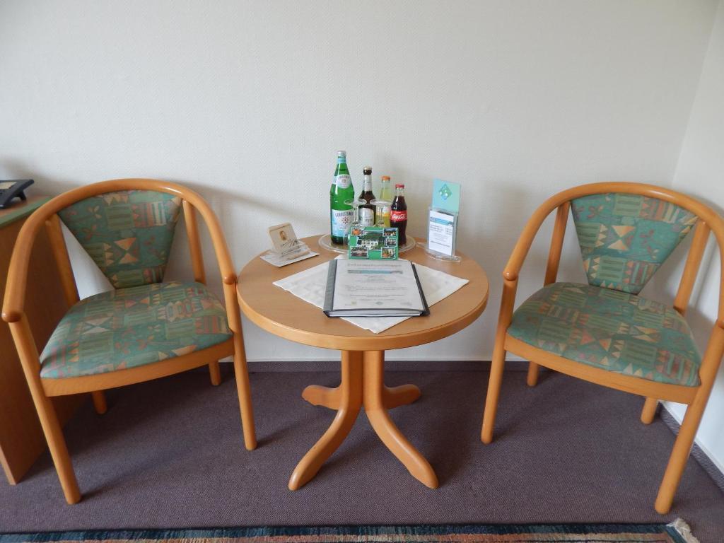 Nápoje v ubytování Hotel garni Am Brunnenplatz