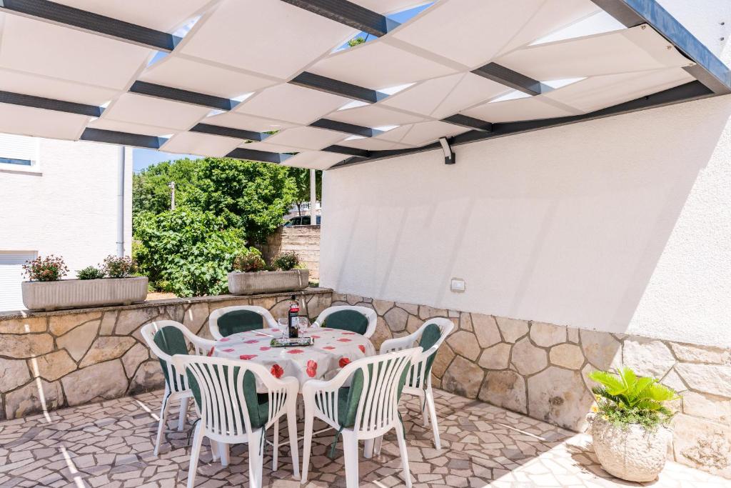 Apartmani Katica - Apartamento Con Balcón