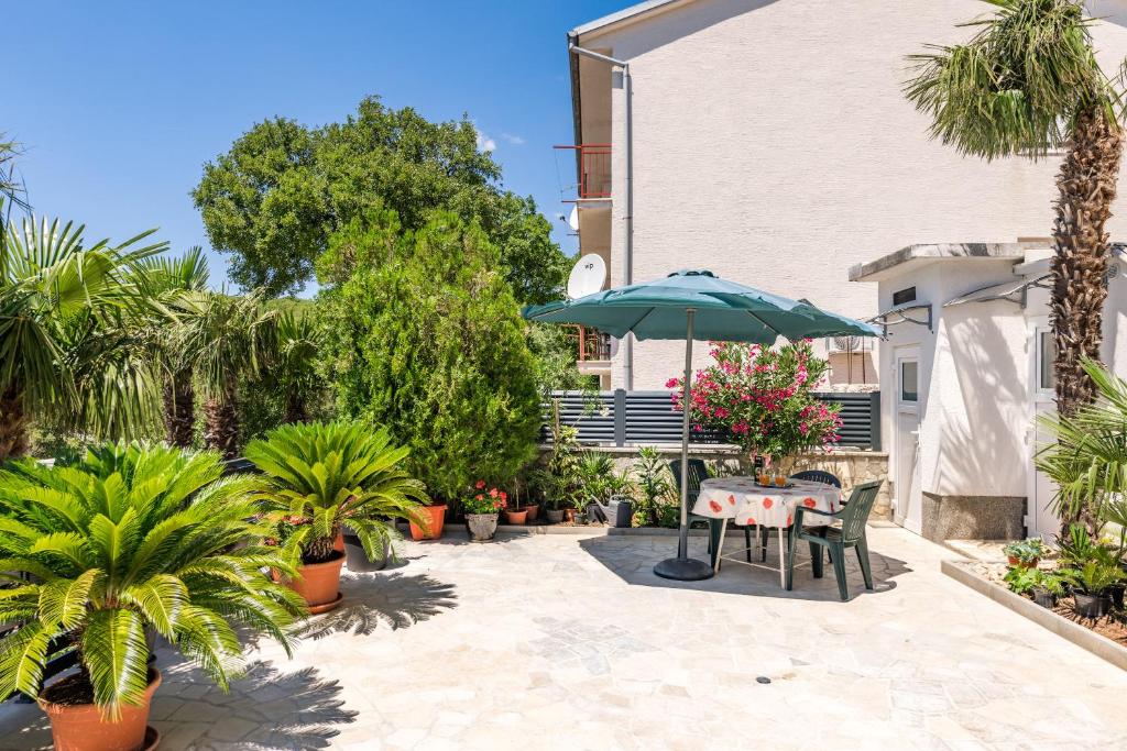Apartmani Katica - Apartamento Con Terraza