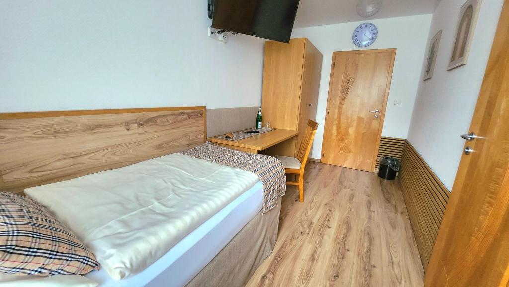 Landhaus Kürrenberg - Budget Single Room