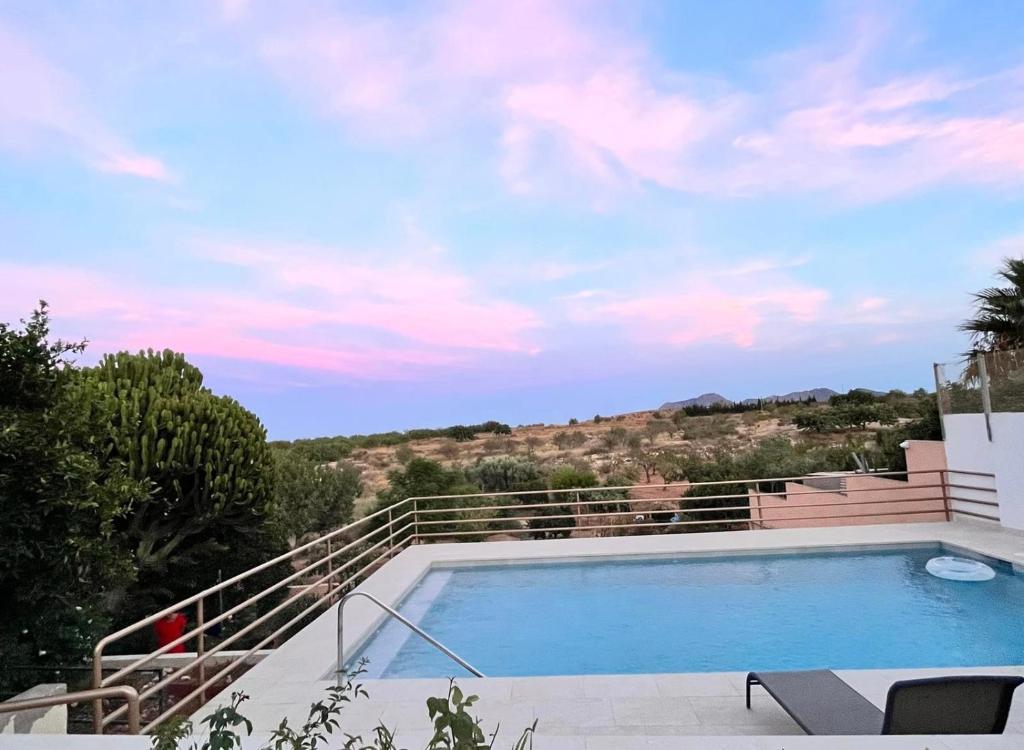 a swimming pool on the roof of a house at Eco Espacio Camaleón Verde 2 in Cartagena