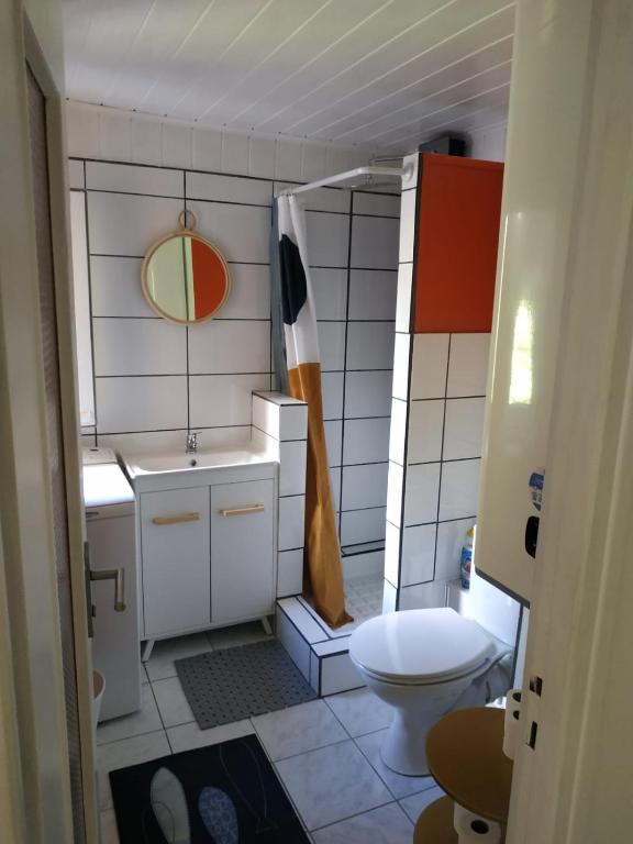 Kúpeľňa v ubytovaní Appartement, port de Binic