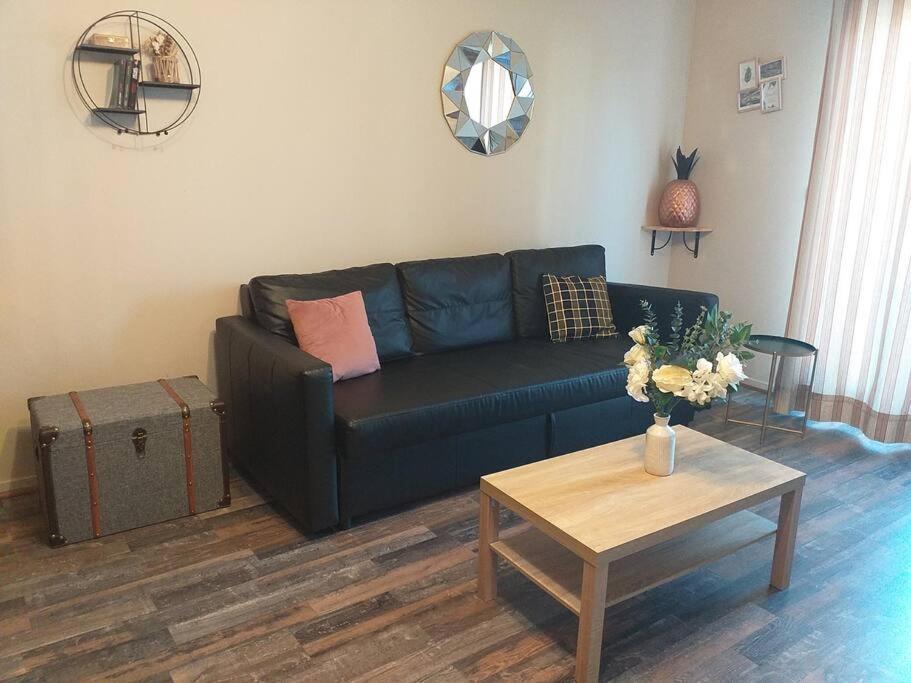 Posezení v ubytování Le Saphir - Appartement et terrasse