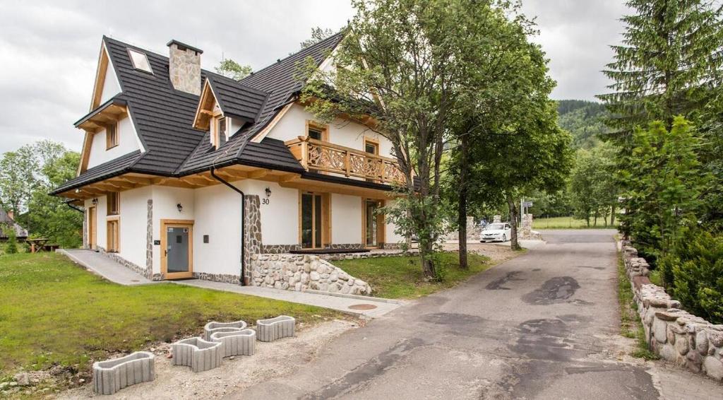 Budova, v ktorej sa apartmán nachádza