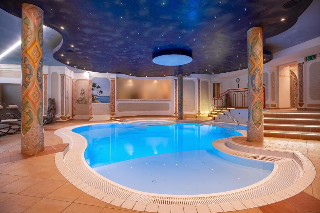 Bazén v ubytování Hotel Glockenstuhl nebo v jeho okolí