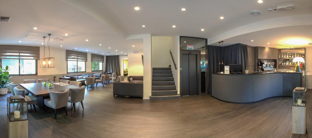 Restauracja lub miejsce do jedzenia w obiekcie Hotel Cristallo