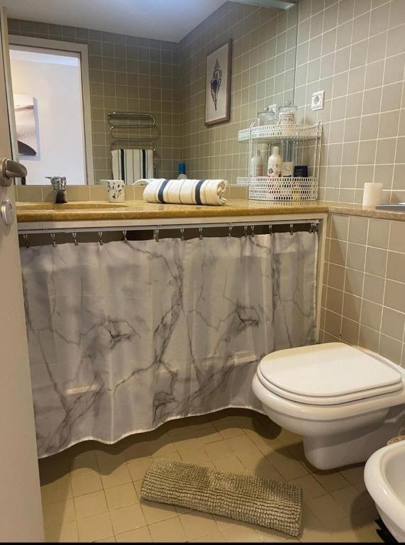 Lagos Accomodation Rooms - Standard Queen Room