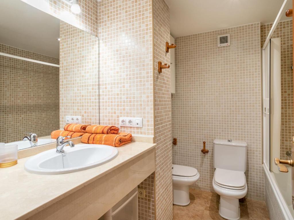 Apartment EssensacionesHome - Los Almendros by Interhome ...