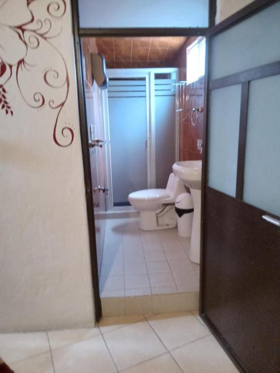 Koupelna v ubytování El Hogar de Carmelita