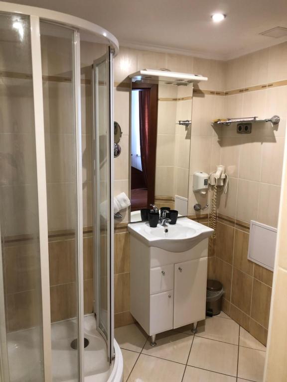 Koupelna v ubytování Hotel Ajka 1