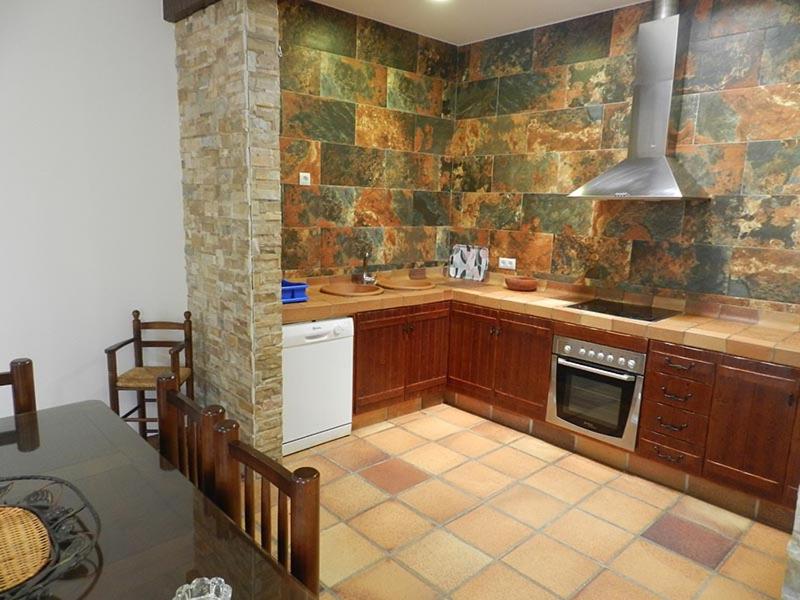 Kuchyň nebo kuchyňský kout v ubytování Las casitas de zahora - casitasmanoli