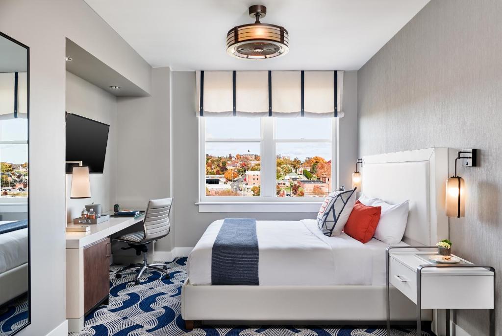 The Bristol Hotel - 