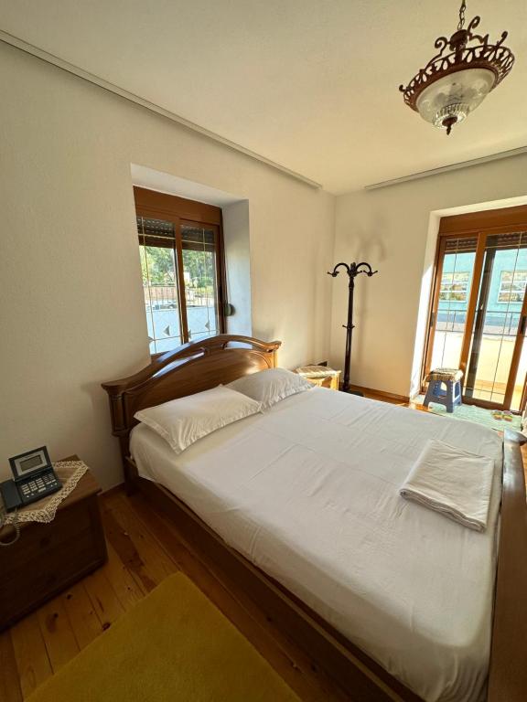 Home in CITY CENTER - Imazhi 2