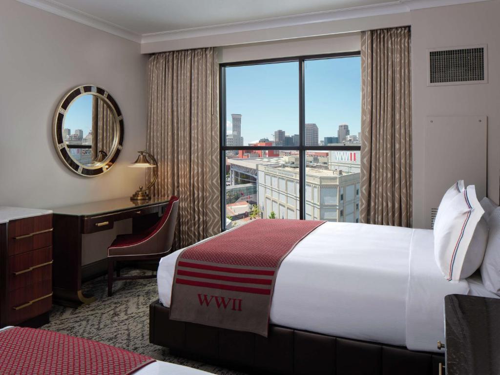 The Higgins Hotel New Orleans, Curio Collection by Hilton - 