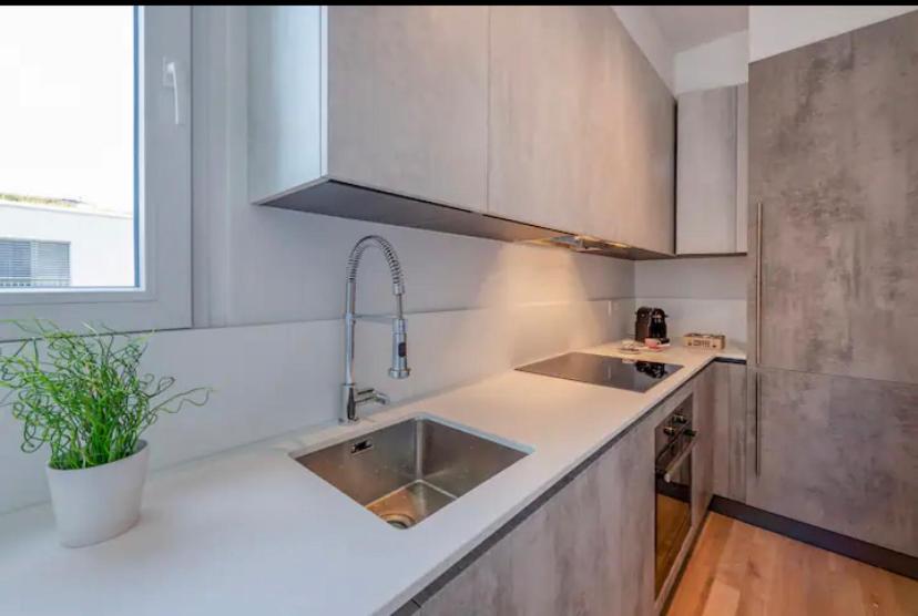 5 Rent Apartments Lugano Station - Apartment