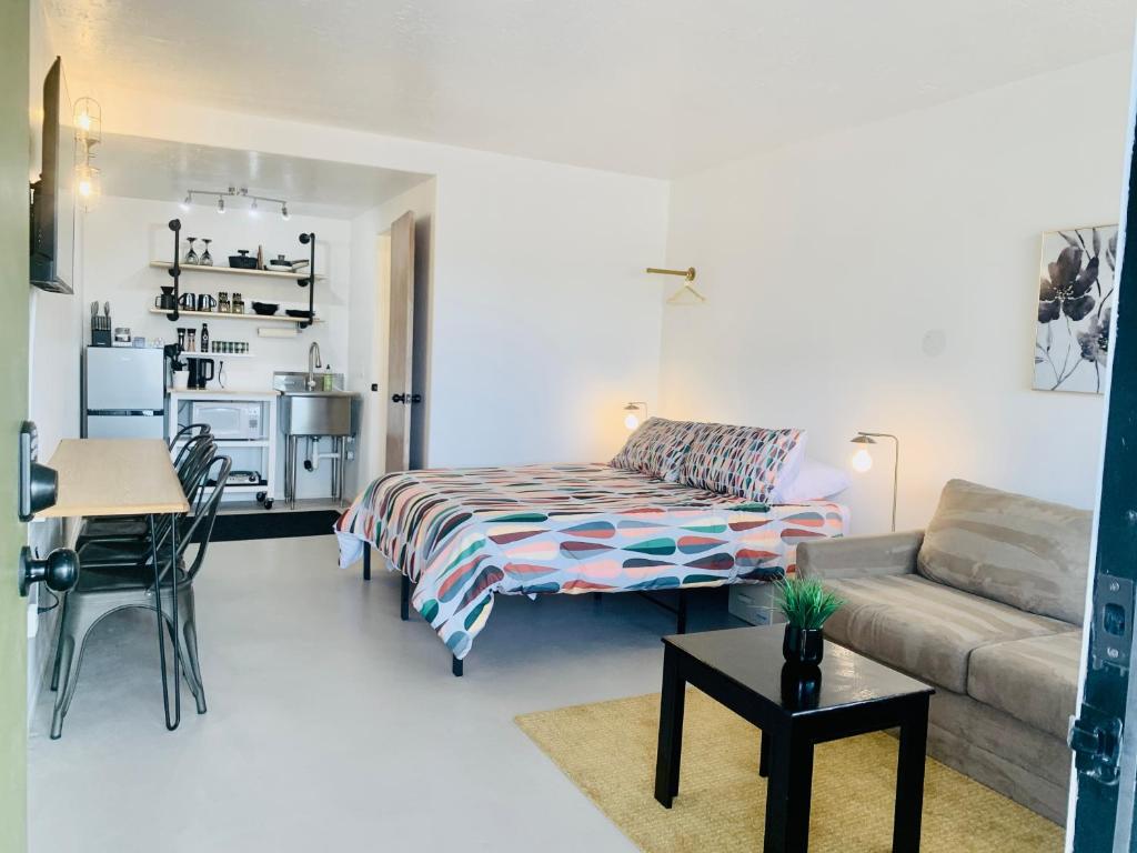Dragonfly Motor Lodge - Studio De Luxe