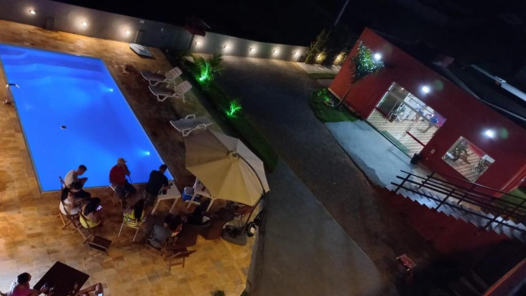 Bazén v ubytování Pousada Morada dos Pássaros nebo v jeho okolí