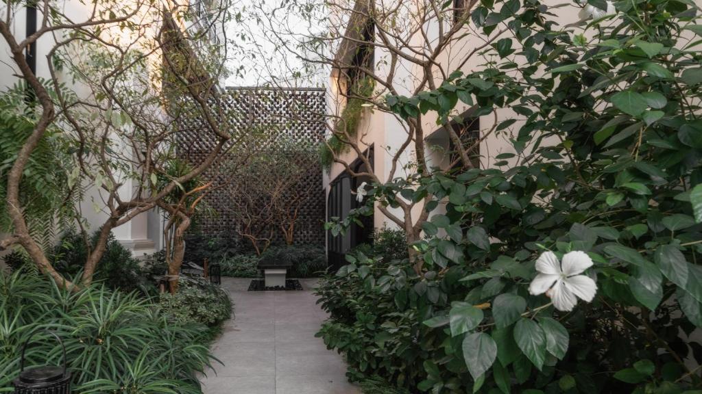 Burirattana Hotel-An Adults Only Hotel - Resim 17