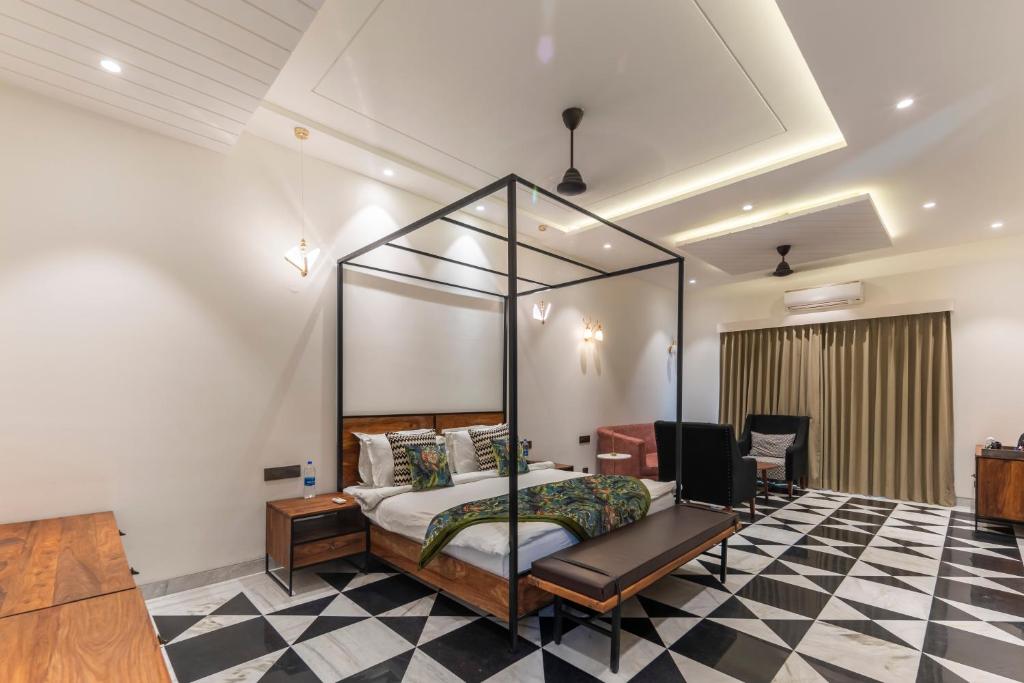 Posezení v ubytování Vanaashrya Resort and Spa Sariska