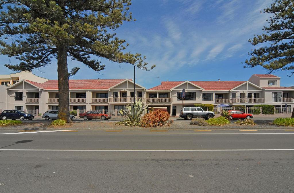Edgewater Motor Lodge Edgewater Motor Lodge