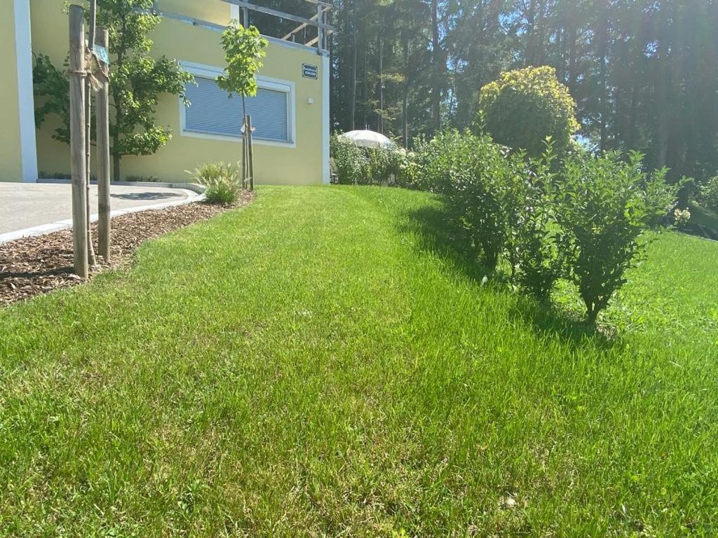 Vonkajšia záhrada v ubytovaní Residence JORADO