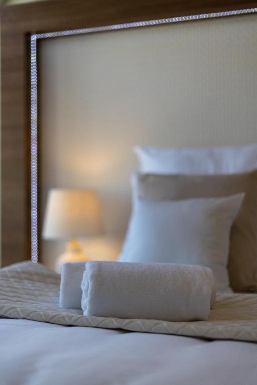 Posteľ alebo postele v izbe v ubytovaní Apartament 24 AbsyntApart Rynek Wrocław