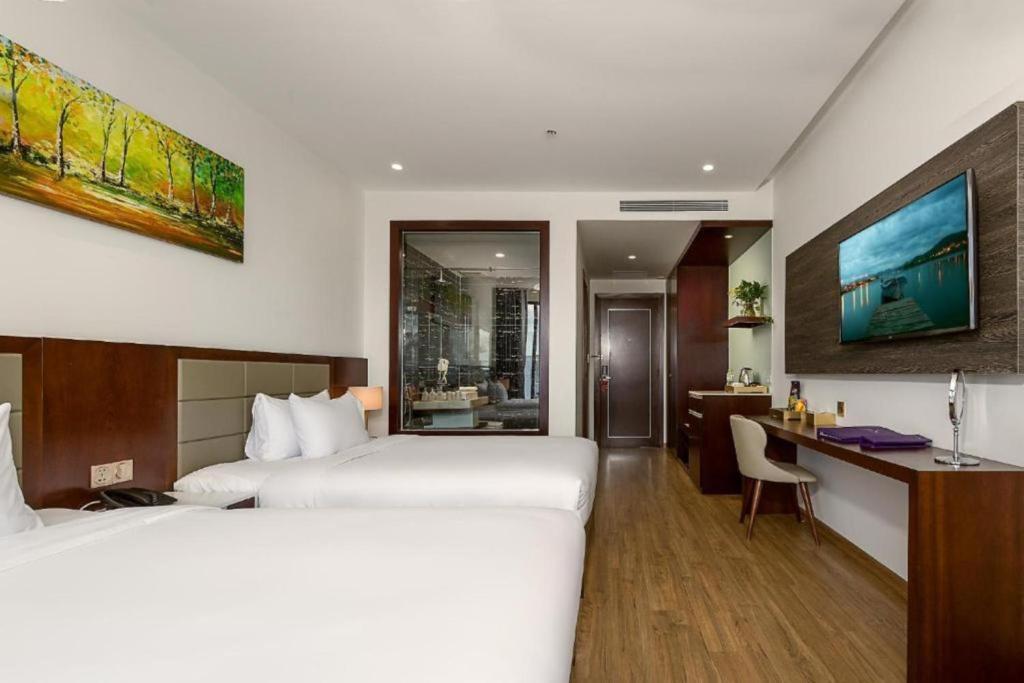 Suite Gia Đình