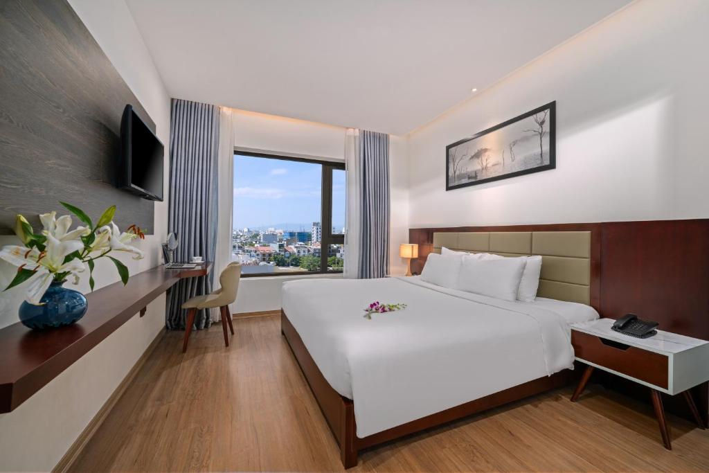 One Bedroom Apartment (Free Daily Laundry and Welcome Fruit Upon Arrival)