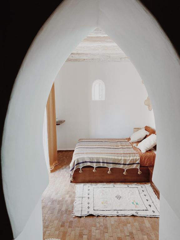 Maison Belhazar - Sala De Reina Con Vista Al Jardín