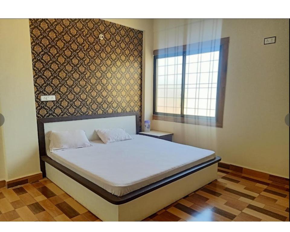 Легло или легла в стая в Hotel The Raja Bhoj Palace, Bhopal