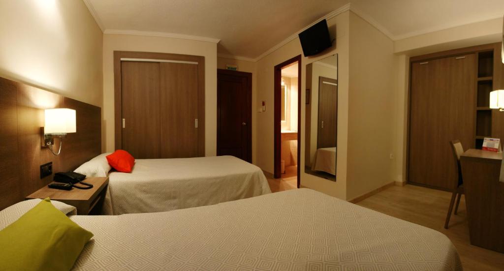 Hotel Avenida Plaza, Alzira – Bijgewerkte prijzen 2023