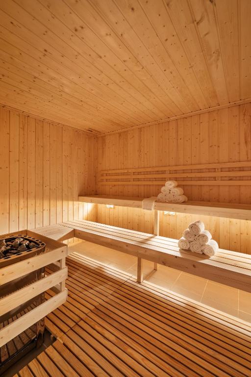 One Shot Palácio Cedofeita - Resim 21