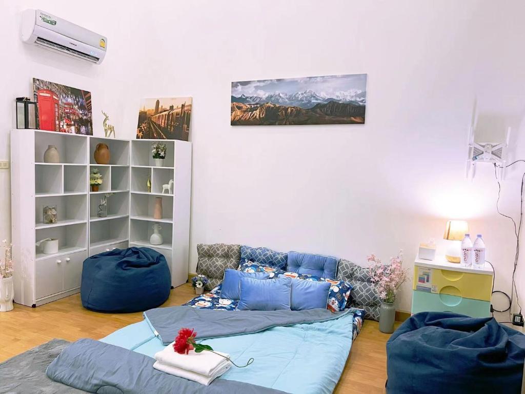 Fotografie z fotogalerie ubytování 市中心4卧6卫别墅/步行街8分钟/门口711 v destinaci Pattaya South