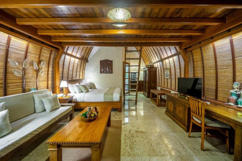 TV a/nebo společenská místnost v ubytování Klumpu Bali Resort