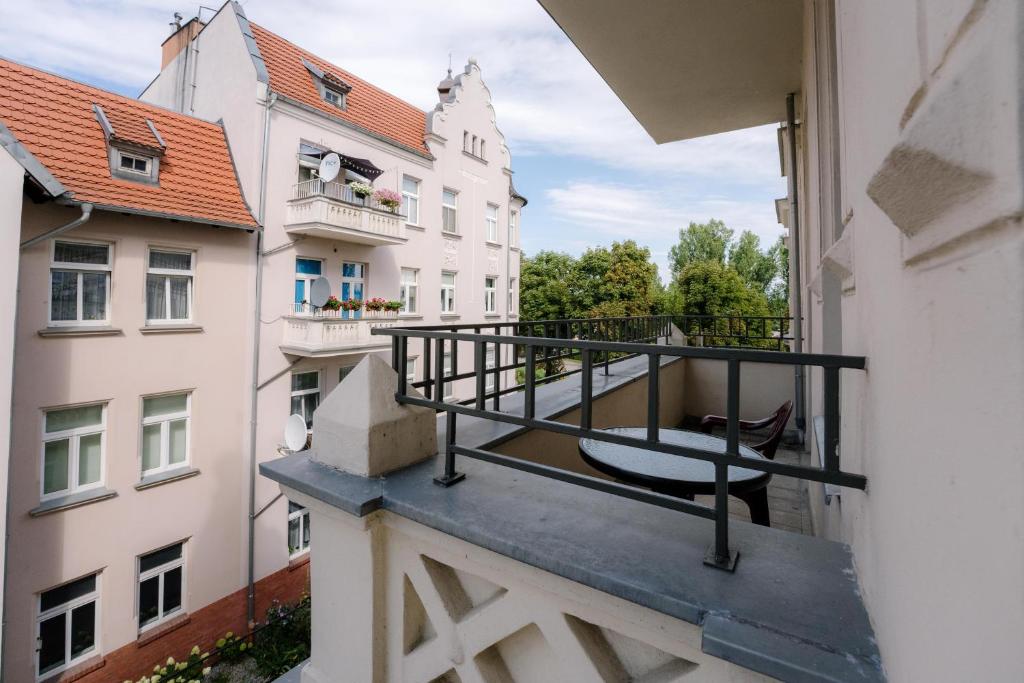 Balkon lub taras w obiekcie Cosy Balcony Apartment