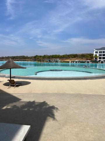 Bazén v ubytování The Blyde Riverwalk Estate Crystal Lagoon nebo v jeho okolí