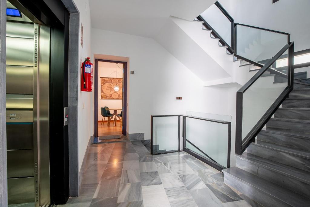 Fotografie z fotogalerie ubytování RY Aparcamiento Incluido Junto a Catedral Ideal parejas v destinaci Seville