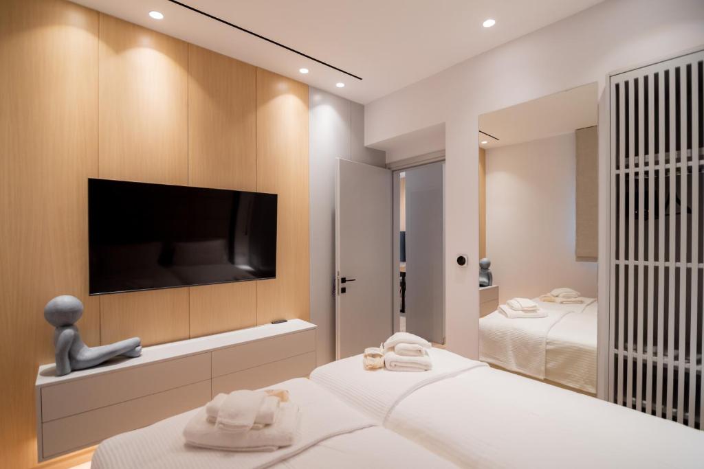 Contessa Bianca Luxury Suites - 5