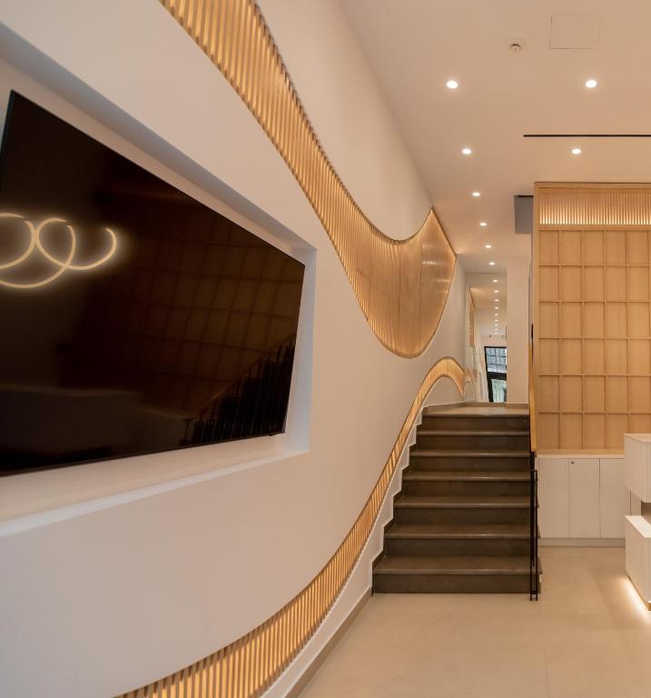 Contessa Bianca Luxury Suites - 11