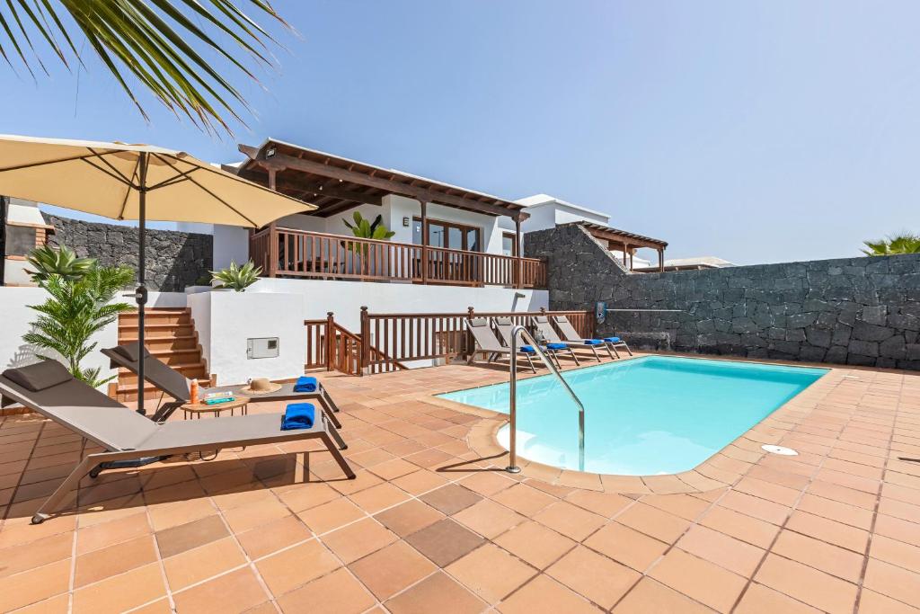 Villa Rosa by Villalia