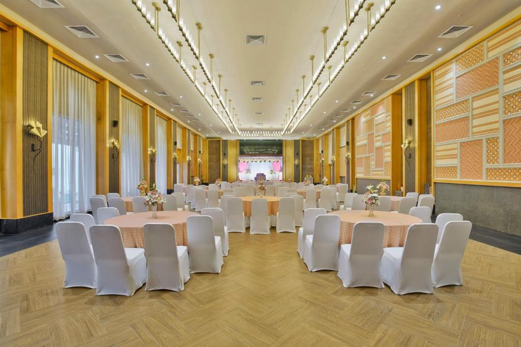 Konferenční prostory v ubytování Pramod Lands End Resort, a member of Radisson Individuals