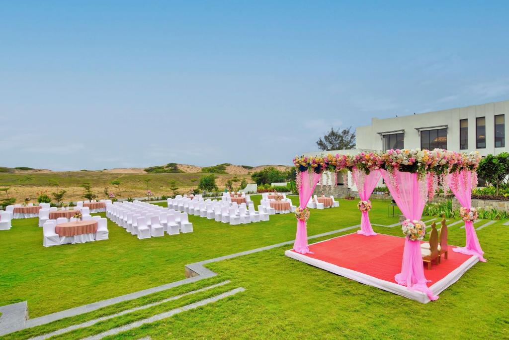 Zahrada ubytování Pramod Lands End Resort, a member of Radisson Individuals