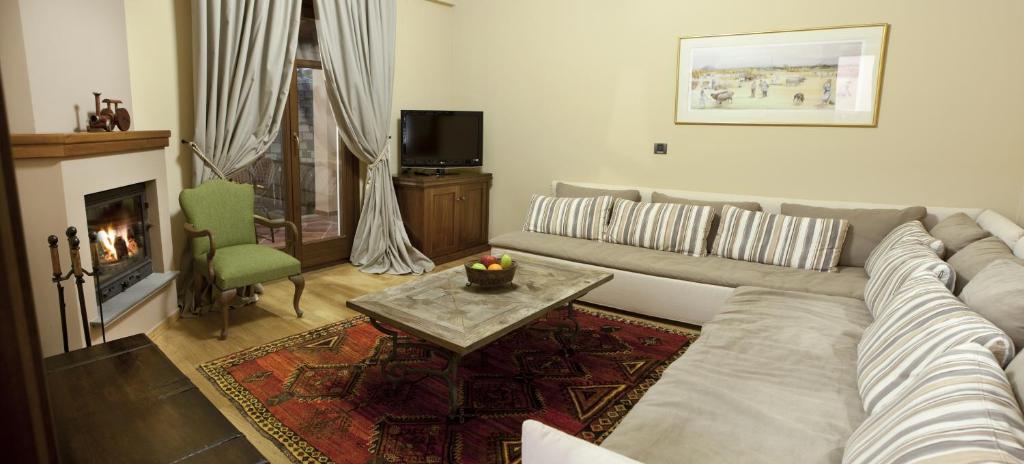 Posedenie v ubytovaní Kazarma Hotel