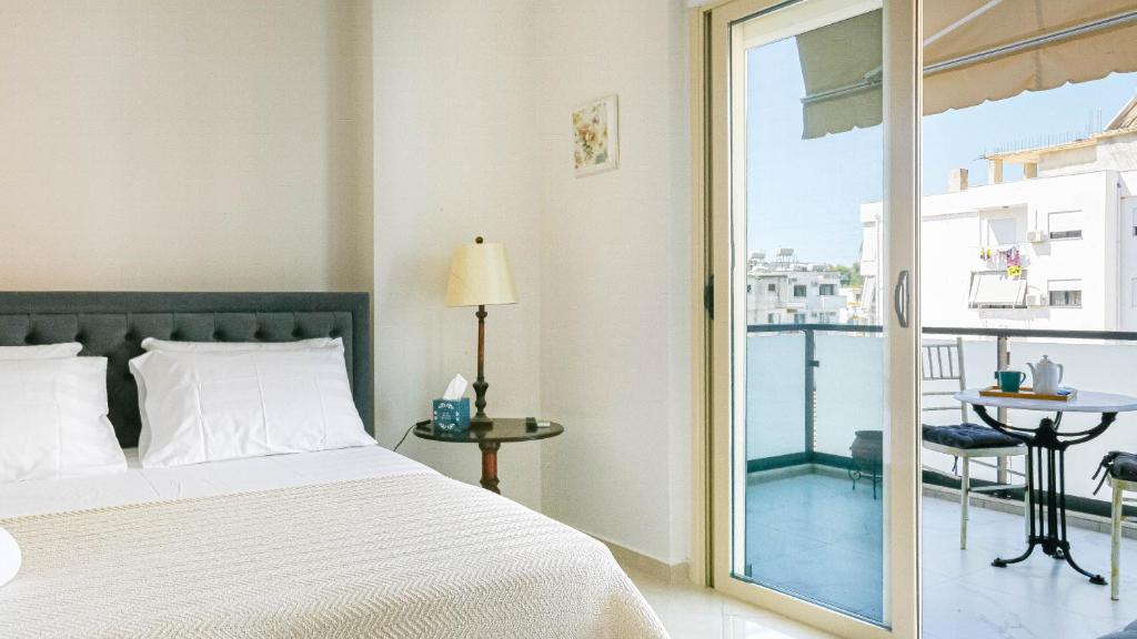 Luxury Central Suite 2 (3min Beach) - Image 2