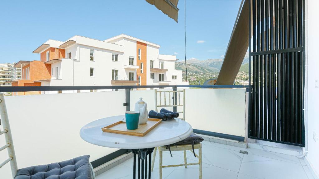 Luxury Central Suite 2 (3min Beach) - Image 6