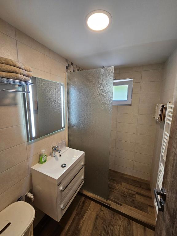 Koupelna v ubytování Apartments Praha Jinonice