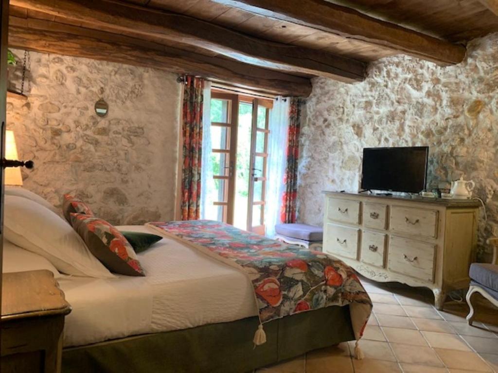 Maison d'hôtes La Bageatière - Lac d'Aiguebelette - King Room With Garden View
