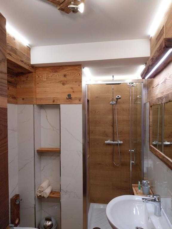 Kúpeľňa v ubytovaní BERTUZZI HOMES "Bertuzzi Luxury Chalet"